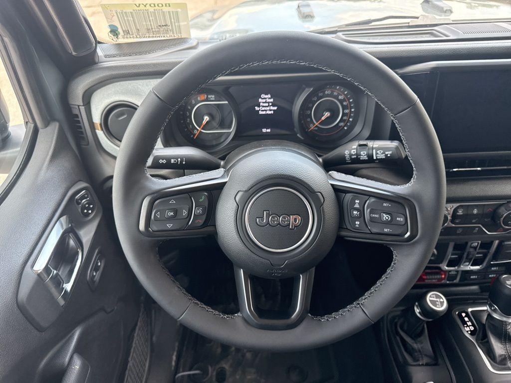 new 2025 Jeep Wrangler car, priced at $51,860