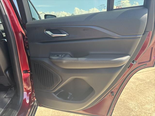new 2025 Jeep Grand Cherokee car, priced at $39,370