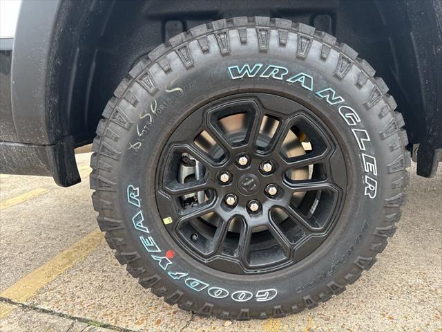 new 2025 Ram 1500 car, priced at $72,255