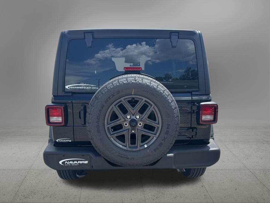 new 2025 Jeep Wrangler car, priced at $47,035