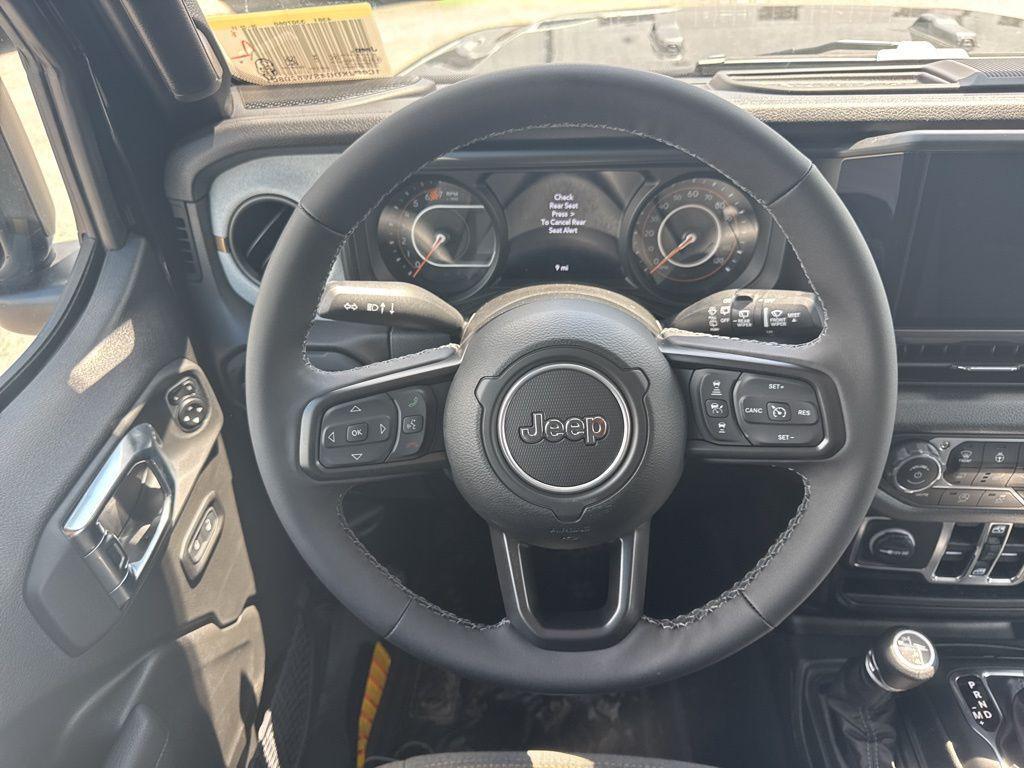 new 2025 Jeep Wrangler car, priced at $47,035