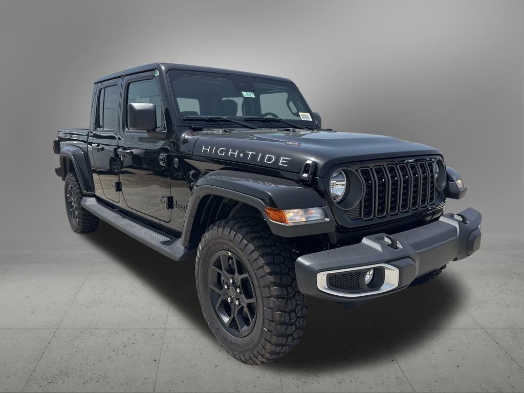 new 2025 Jeep Gladiator car, priced at $43,980