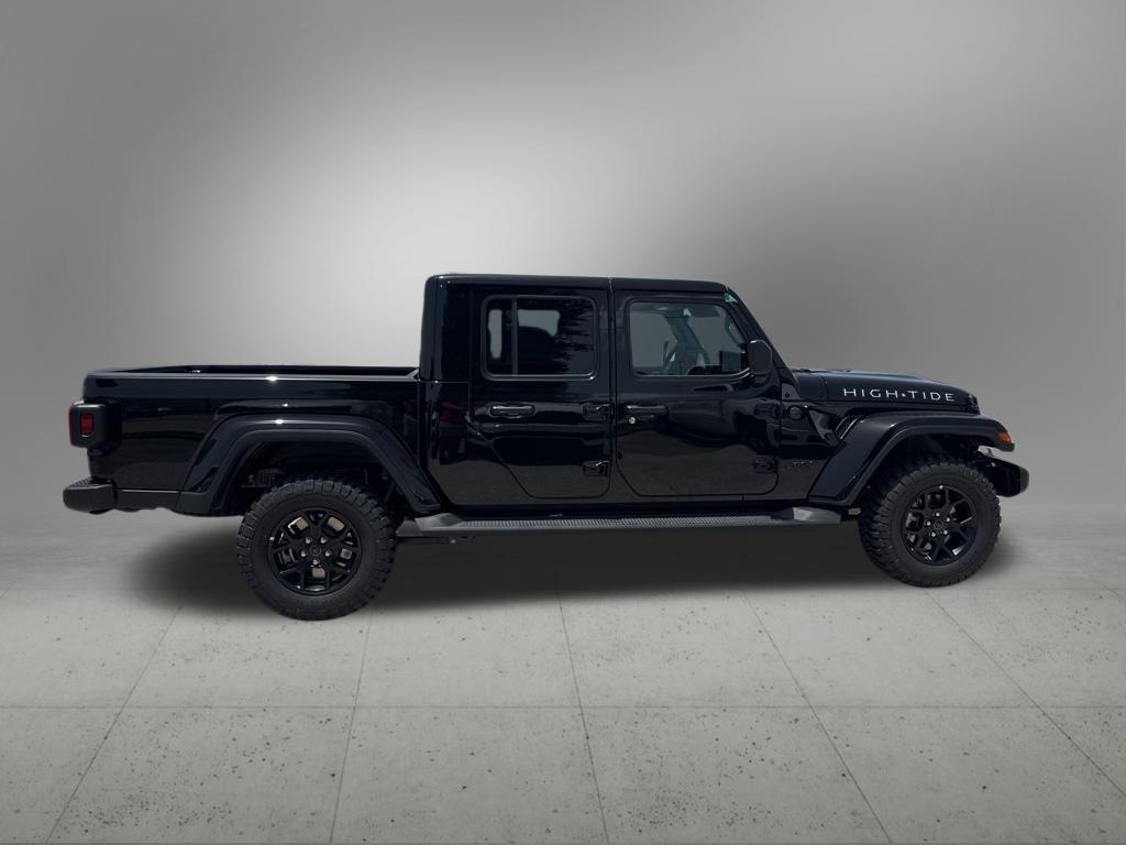 new 2025 Jeep Gladiator car, priced at $43,980