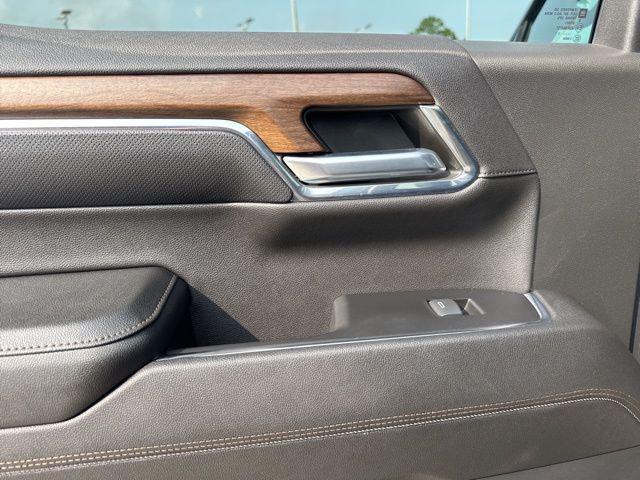 used 2023 Chevrolet Silverado 1500 car, priced at $43,900