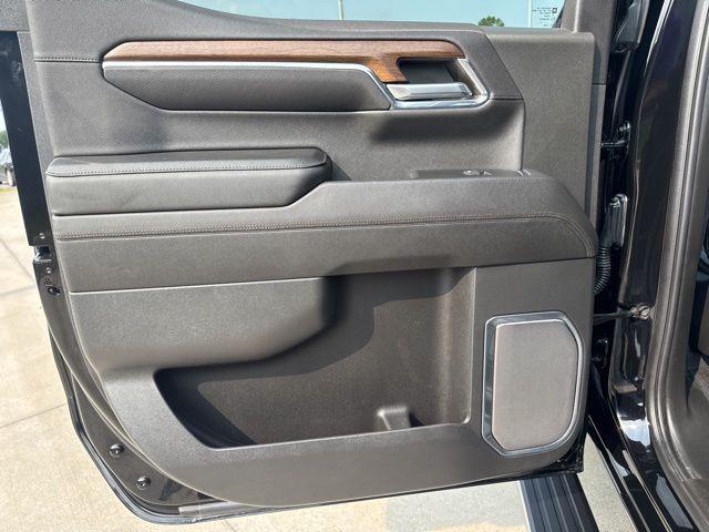 used 2023 Chevrolet Silverado 1500 car, priced at $43,900