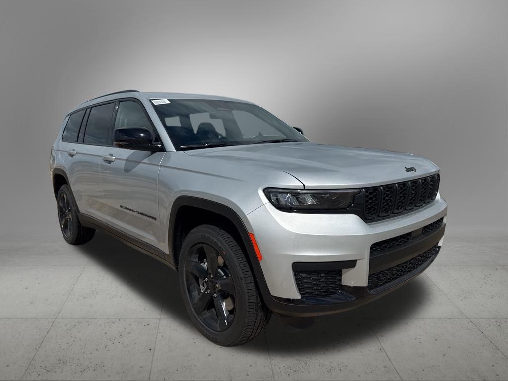 new 2025 Jeep Grand Cherokee L car, priced at $42,370
