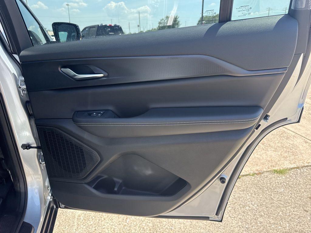 new 2025 Jeep Grand Cherokee L car, priced at $42,370