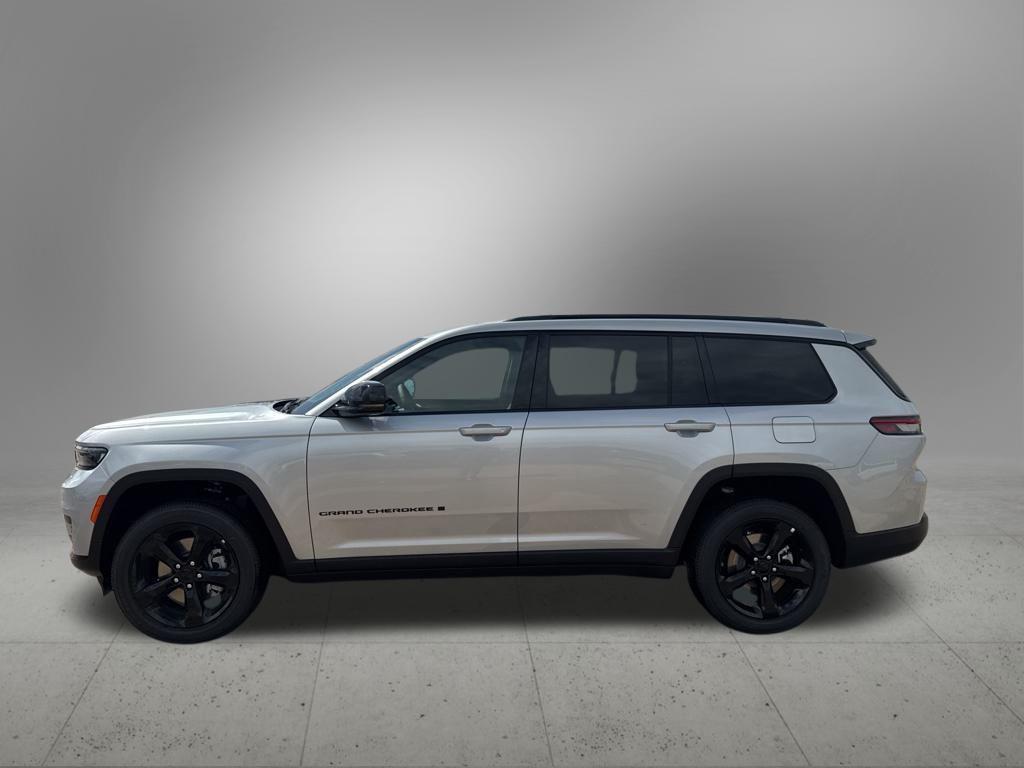 new 2025 Jeep Grand Cherokee L car, priced at $42,370