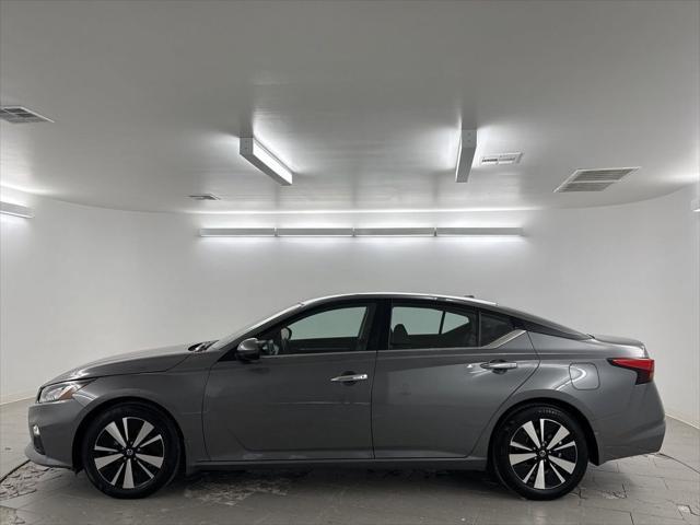 used 2021 Nissan Altima car, priced at $18,900