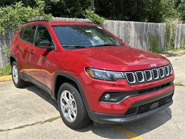 new 2024 Jeep Compass car, priced at $25,860