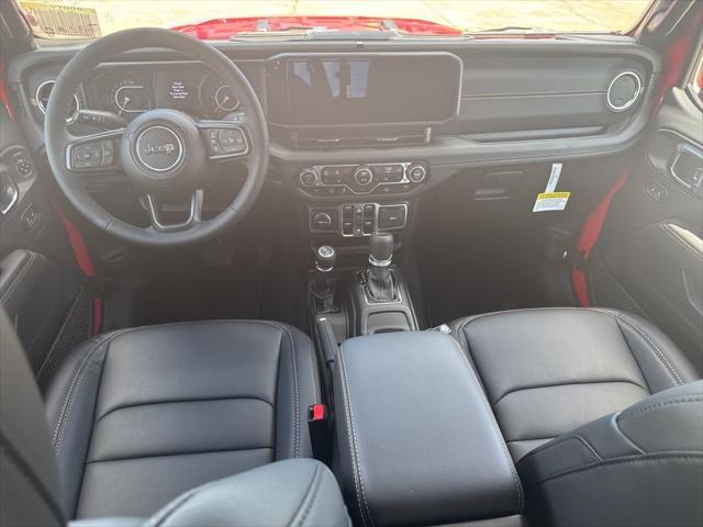 new 2025 Jeep Gladiator car, priced at $43,957