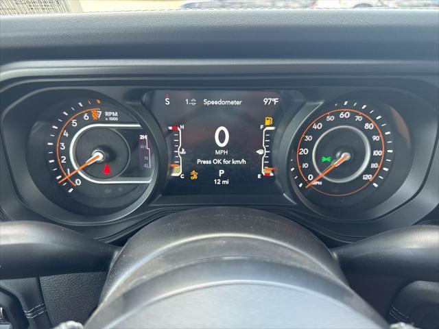 new 2025 Jeep Gladiator car, priced at $44,697