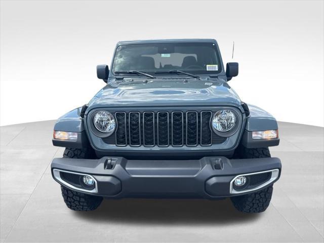 new 2025 Jeep Gladiator car, priced at $44,697