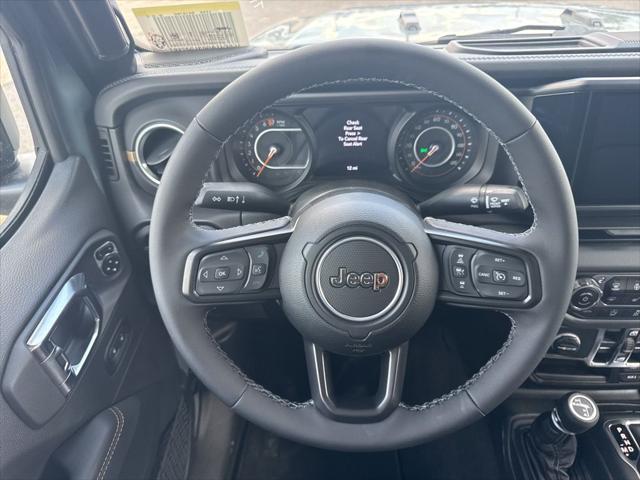 new 2025 Jeep Gladiator car, priced at $44,697
