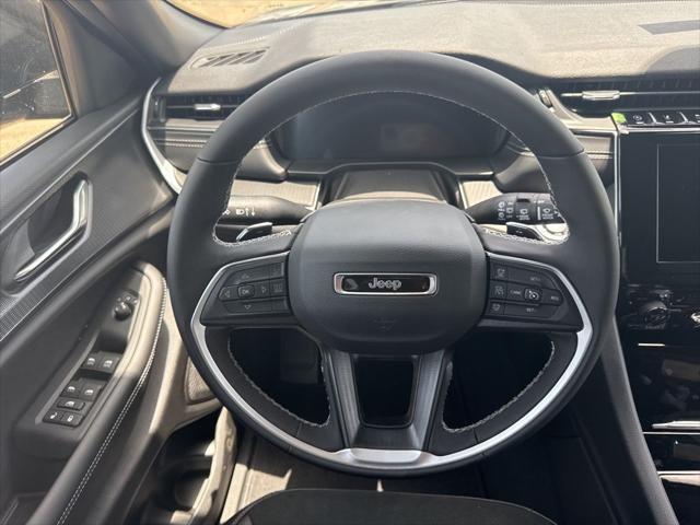 new 2025 Jeep Grand Cherokee L car, priced at $42,834