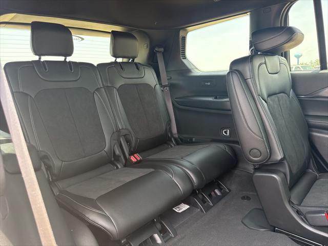 new 2025 Jeep Grand Cherokee L car, priced at $42,834