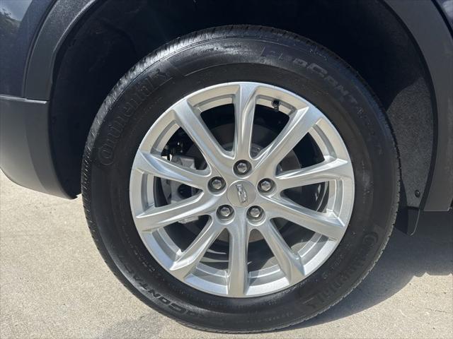 used 2023 Cadillac XT4 car, priced at $29,500