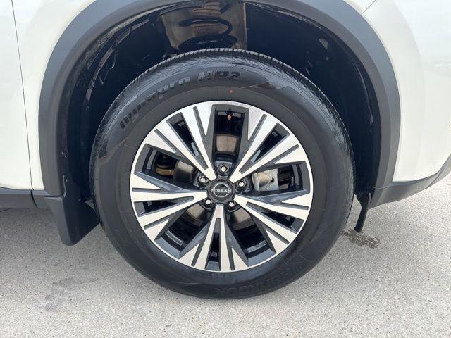 used 2023 Nissan Rogue car, priced at $18,995