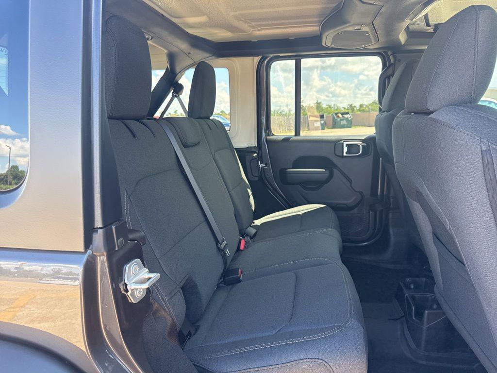 new 2025 Jeep Wrangler car, priced at $42,535