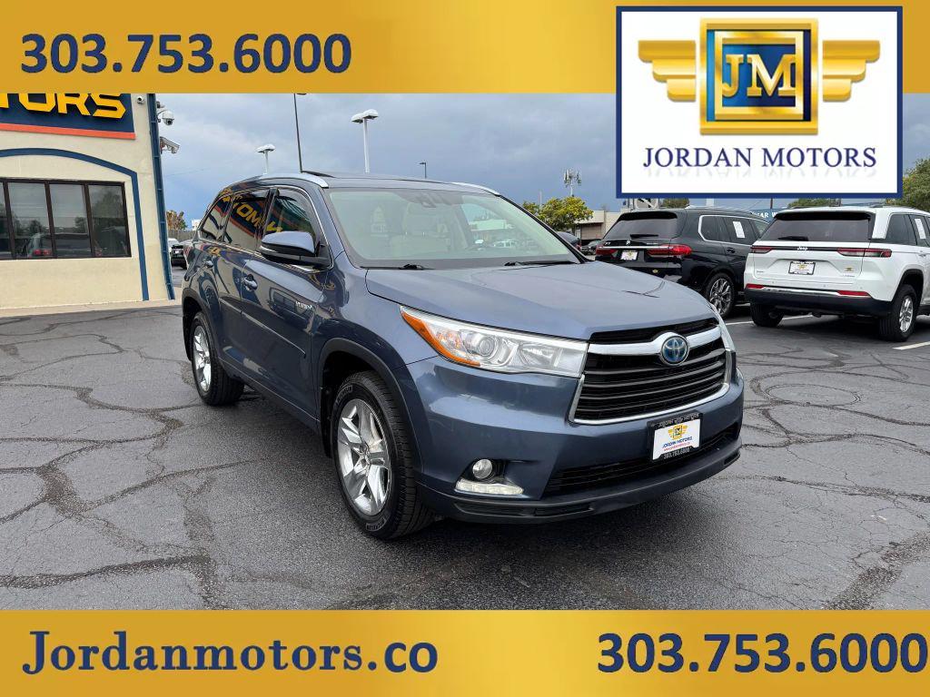 used 2015 Toyota Highlander Hybrid car, priced at $17,995
