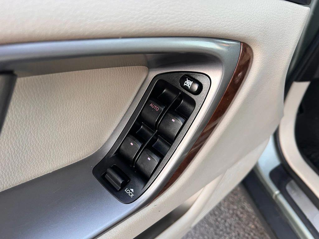 used 2009 Subaru Outback car, priced at $11,499