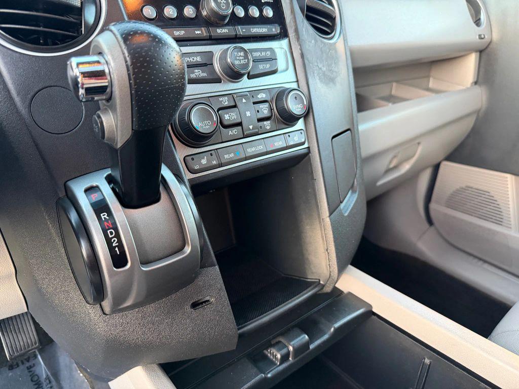 used 2014 Honda Pilot car, priced at $10,995