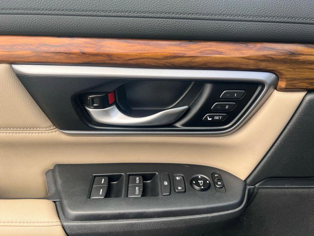 used 2017 Honda CR-V car, priced at $14,995