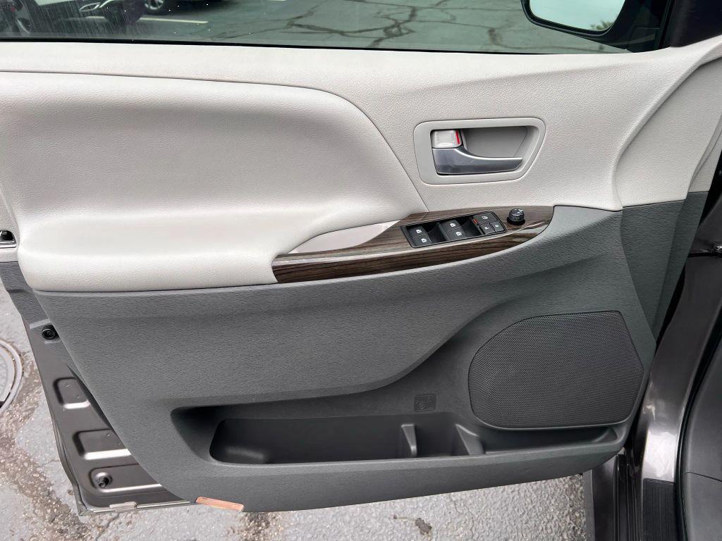 used 2018 Toyota Sienna car, priced at $17,499