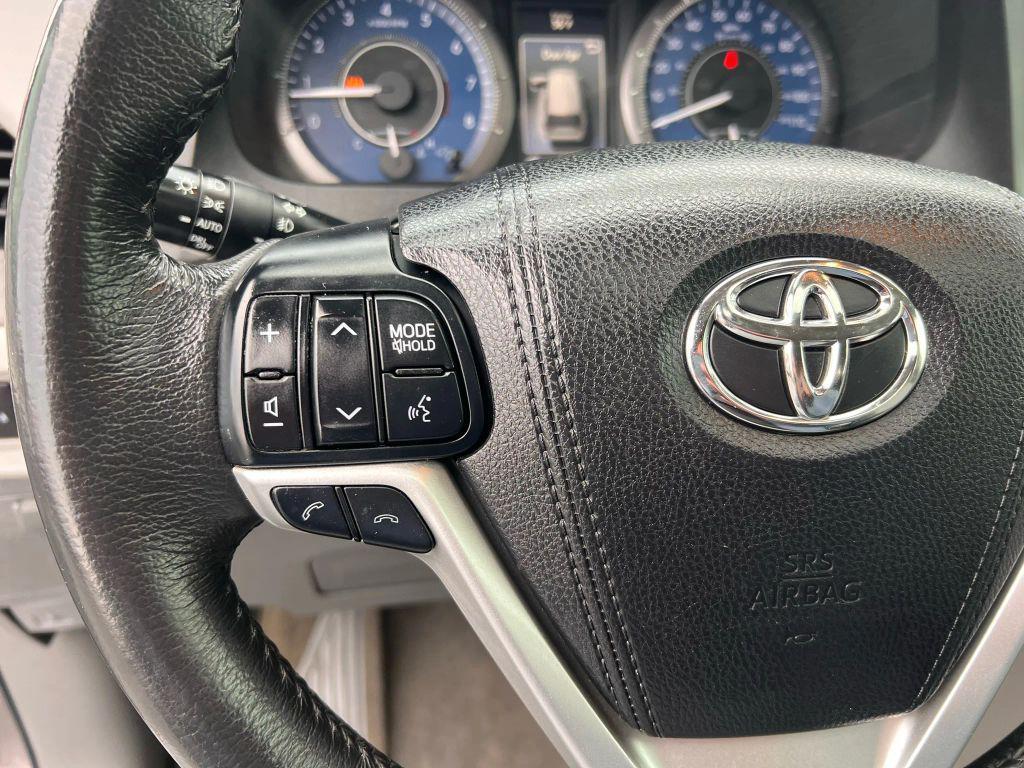 used 2018 Toyota Sienna car, priced at $17,499