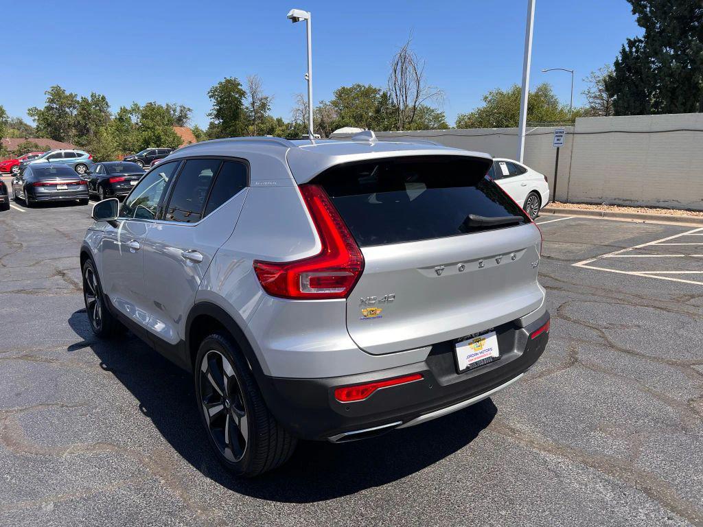 used 2019 Volvo XC40 car, priced at $21,995