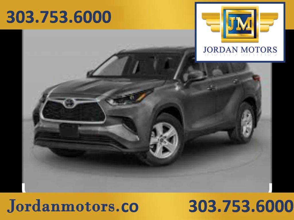 used 2023 Toyota Highlander car, priced at $36,995
