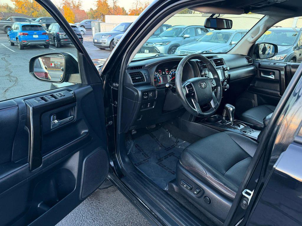 used 2015 Toyota 4Runner car, priced at $18,499