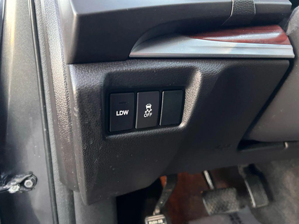 used 2014 Acura MDX car, priced at $9,995