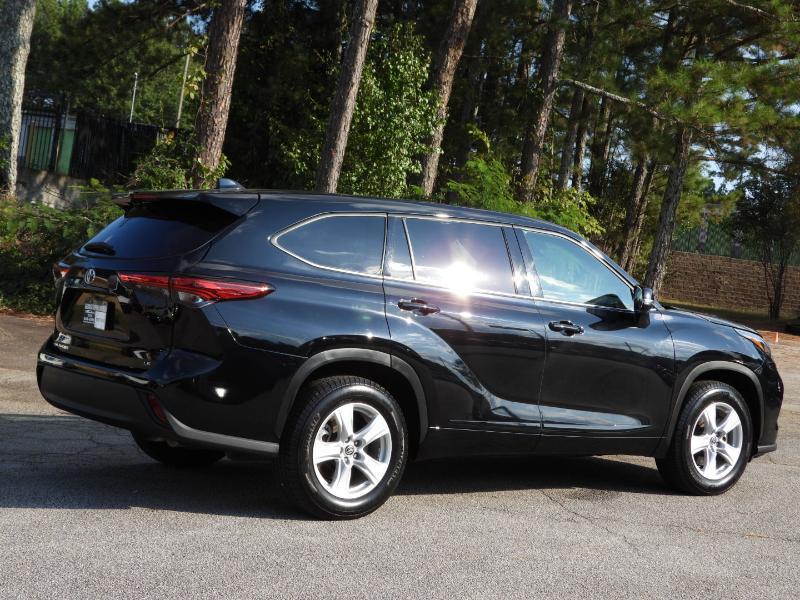 used 2021 Toyota Highlander car, priced at $25,477