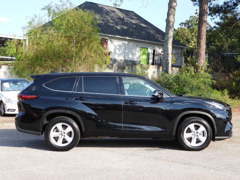 used 2021 Toyota Highlander car, priced at $25,477