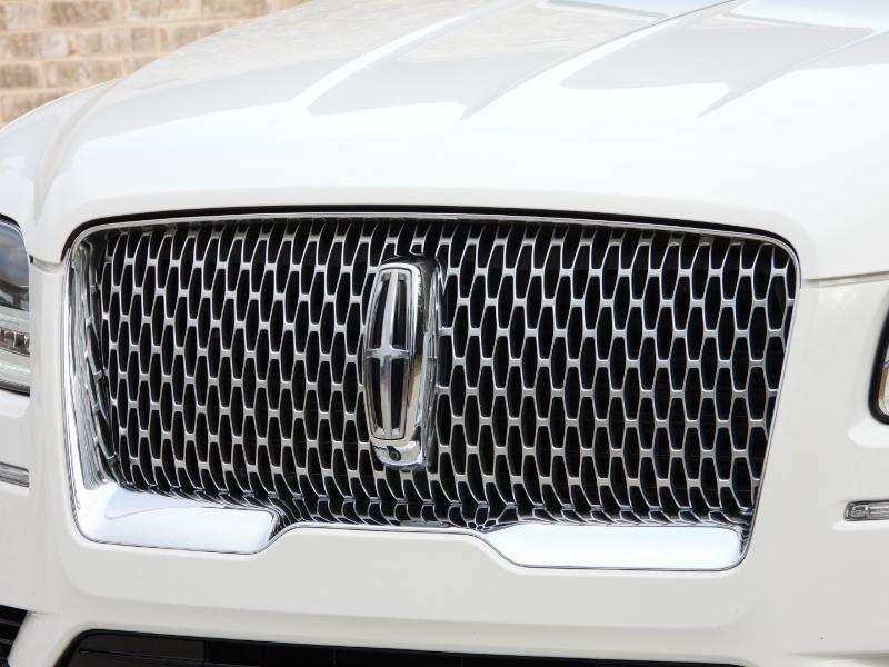 used 2020 Lincoln Navigator car, priced at $35,977