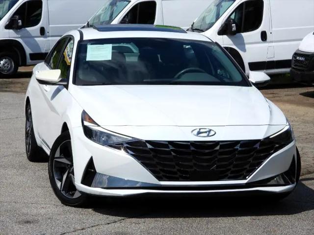 used 2022 Hyundai Elantra car, priced at $18,977