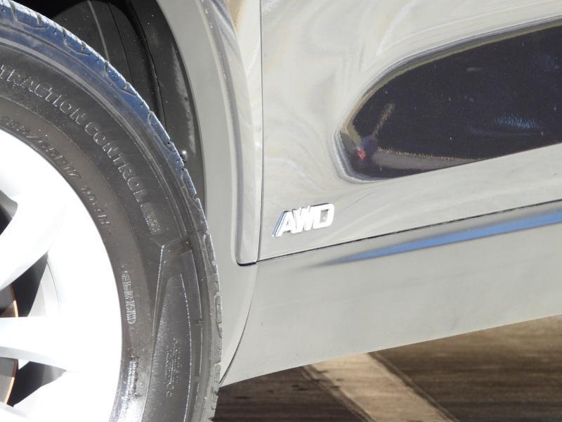 used 2018 Kia Sorento car, priced at $13,977