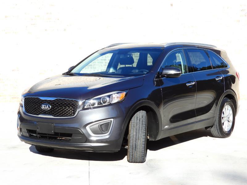 used 2018 Kia Sorento car, priced at $13,977