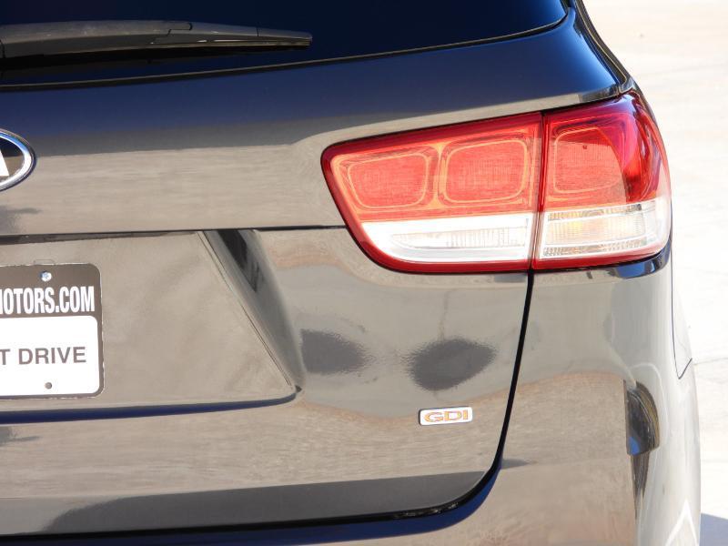 used 2018 Kia Sorento car, priced at $13,977