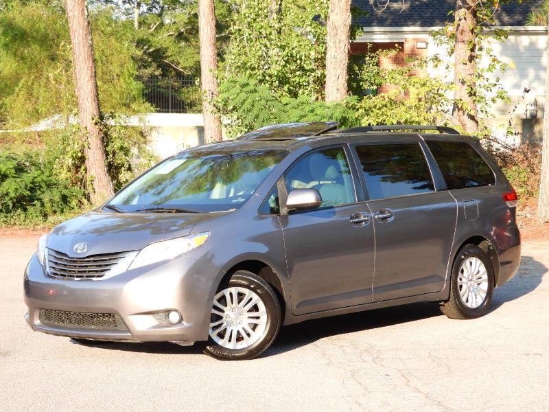 used 2014 Toyota Sienna car, priced at $15,977