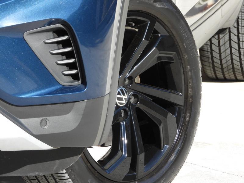 used 2023 Volkswagen Atlas car, priced at $25,977