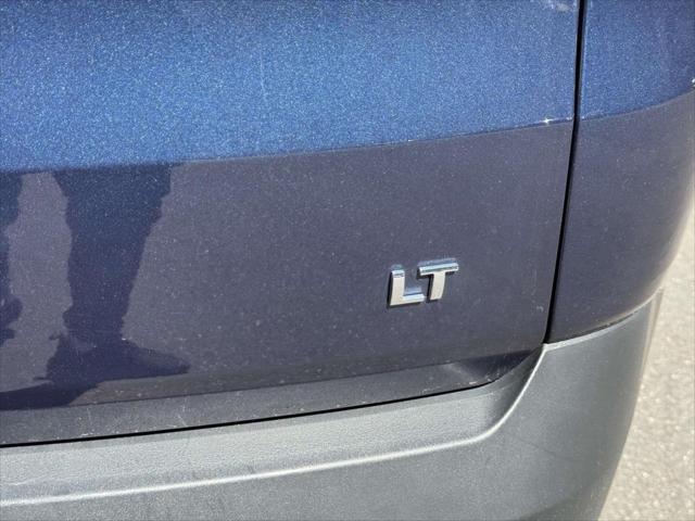 used 2022 Chevrolet Traverse car, priced at $23,795