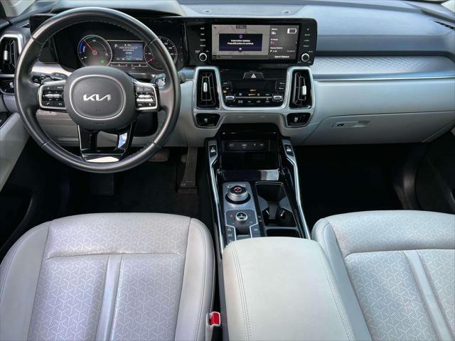 used 2022 Kia Sorento car, priced at $25,757