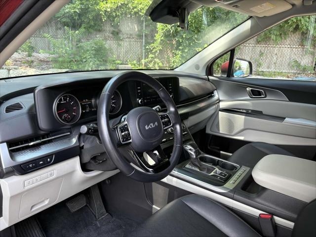 used 2023 Kia Carnival car, priced at $26,710