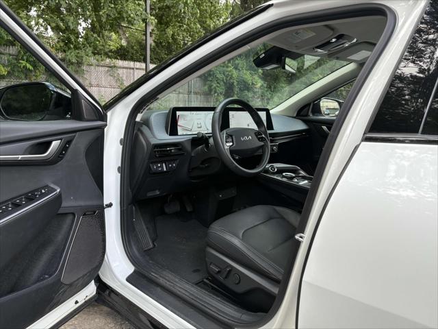 used 2024 Kia EV6 car, priced at $32,017