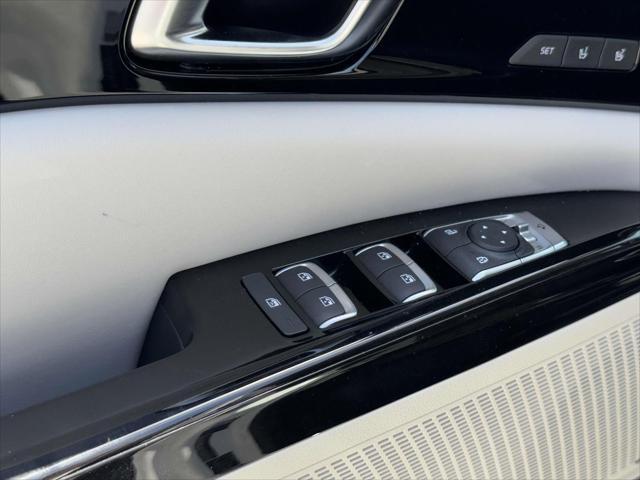 used 2022 Kia Carnival car, priced at $37,216
