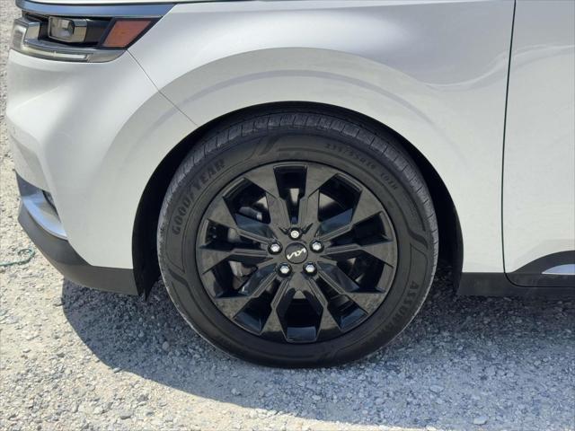 used 2022 Kia Carnival car, priced at $37,216