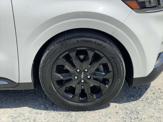 used 2022 Kia Carnival car, priced at $37,216