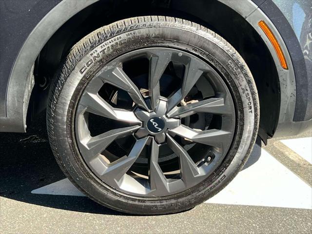 used 2022 Kia Sorento car, priced at $25,350